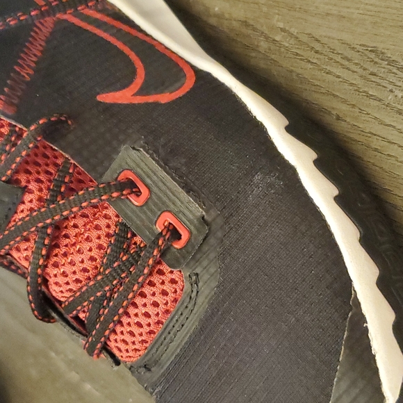 Youth boys basketball shoes - Picture 3 of 8